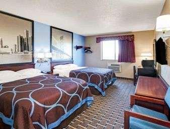 Super 8 By Wyndham Roseville/Detroit Area Quarto foto